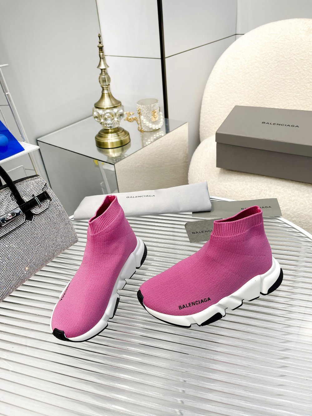 Children's shoes child